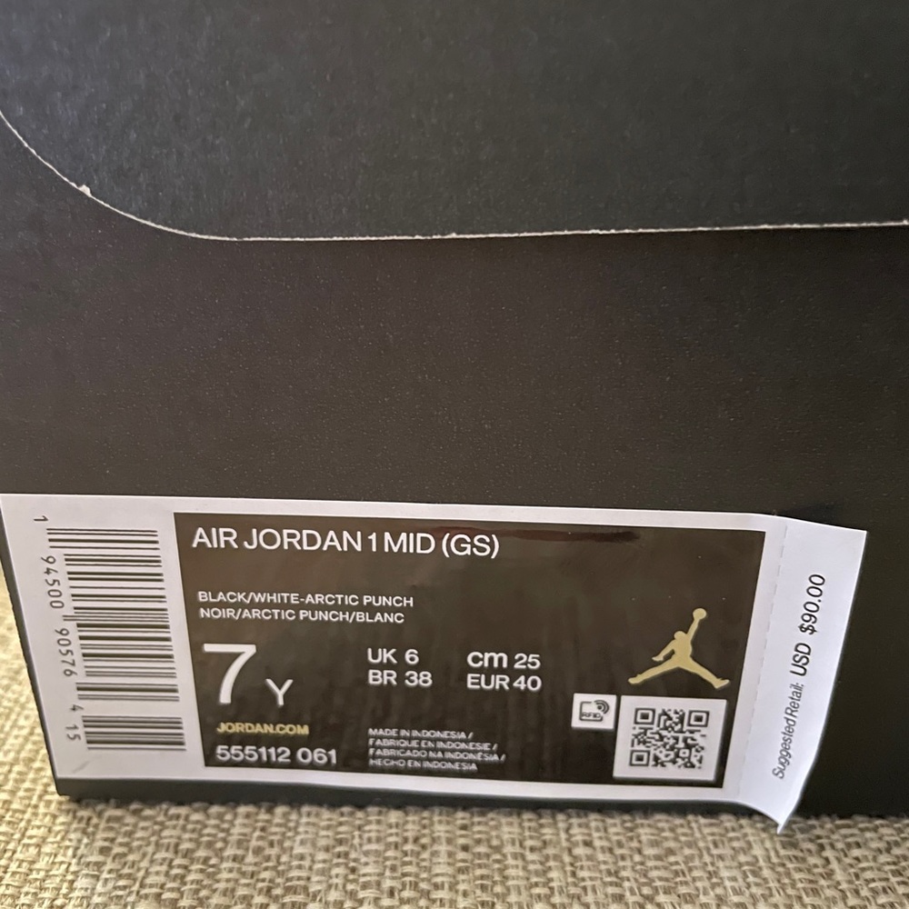Air Jordan 1 Mid Arctic Punch - Picture 14 of 15